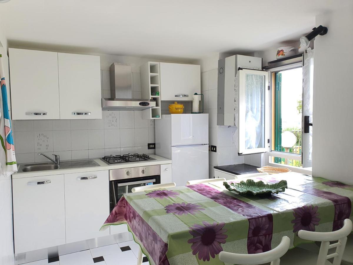 Casa Emanuele Apartment ซานตา มาร์เกอริตา ลีกูเร ภายนอก รูปภาพ